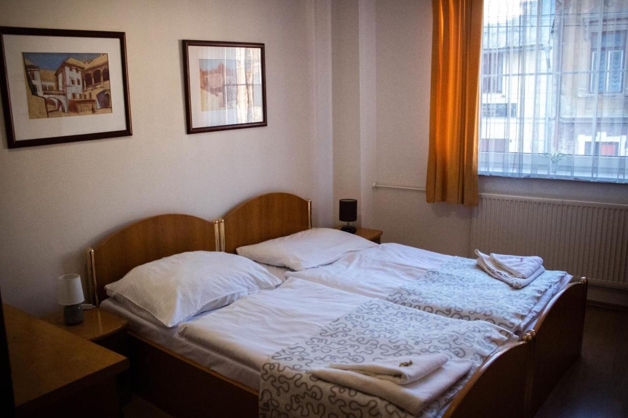 Hotel Kerling Banská Štiavnica المظهر الخارجي الصورة