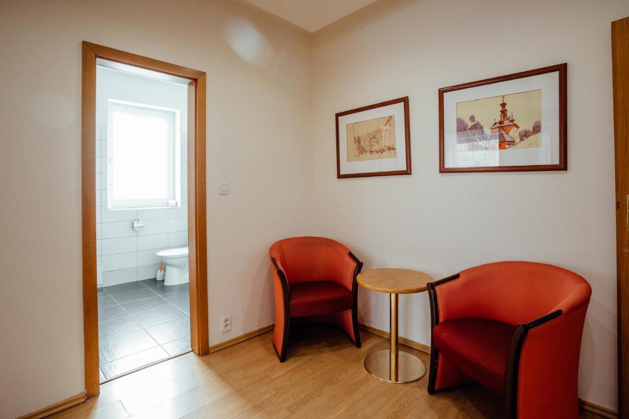 Hotel Kerling Banská Štiavnica المظهر الخارجي الصورة