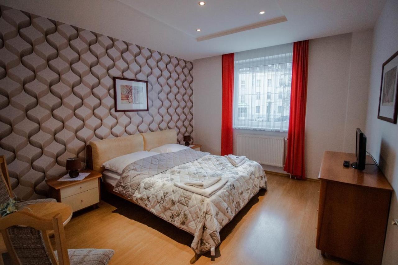 Hotel Kerling Banská Štiavnica المظهر الخارجي الصورة