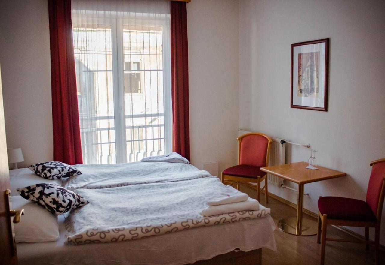 Hotel Kerling Banská Štiavnica المظهر الخارجي الصورة